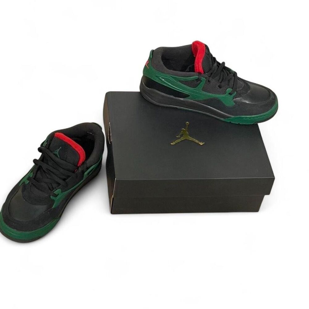 Jordan Black and Green Retro Low Size 3